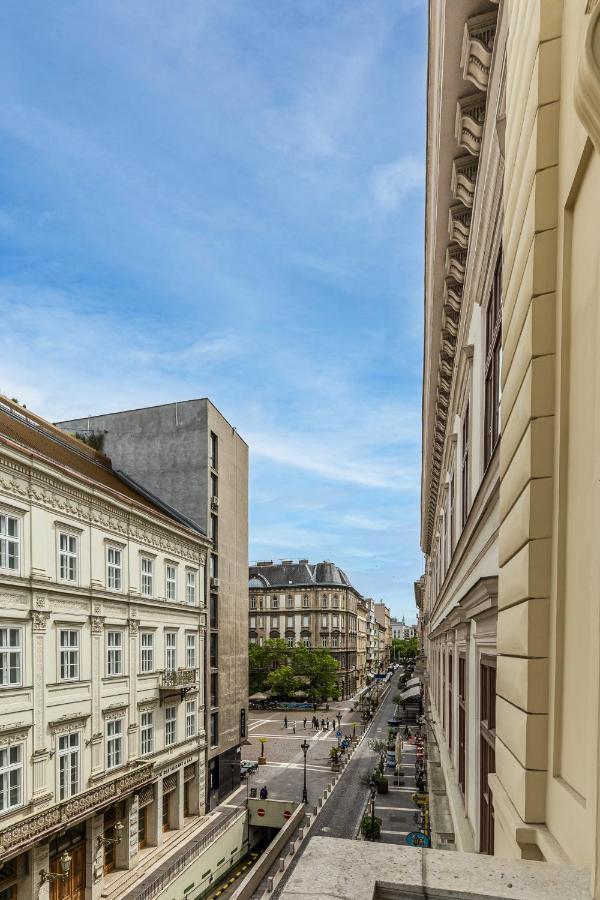 City Center Apartment With Balcony ブダペスト エクステリア 写真