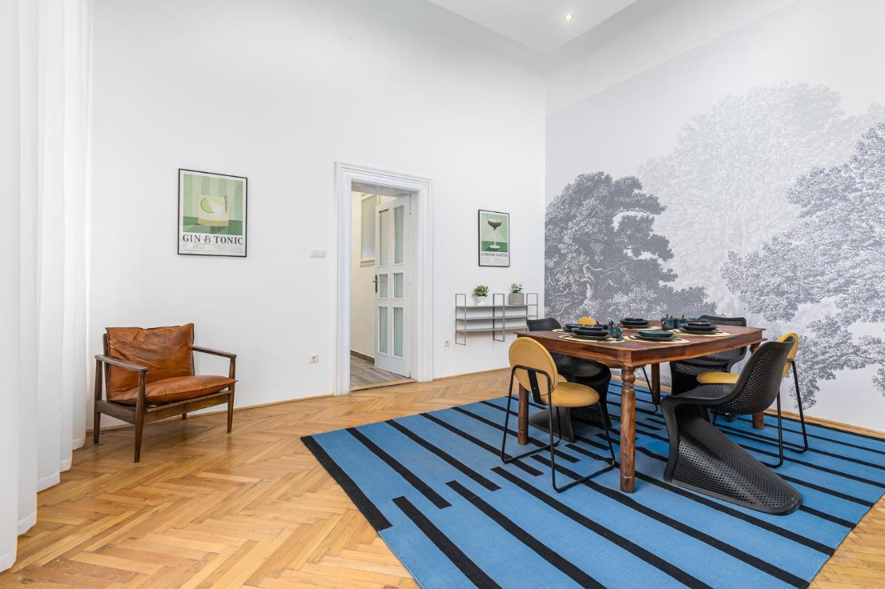 City Center Apartment With Balcony ブダペスト エクステリア 写真