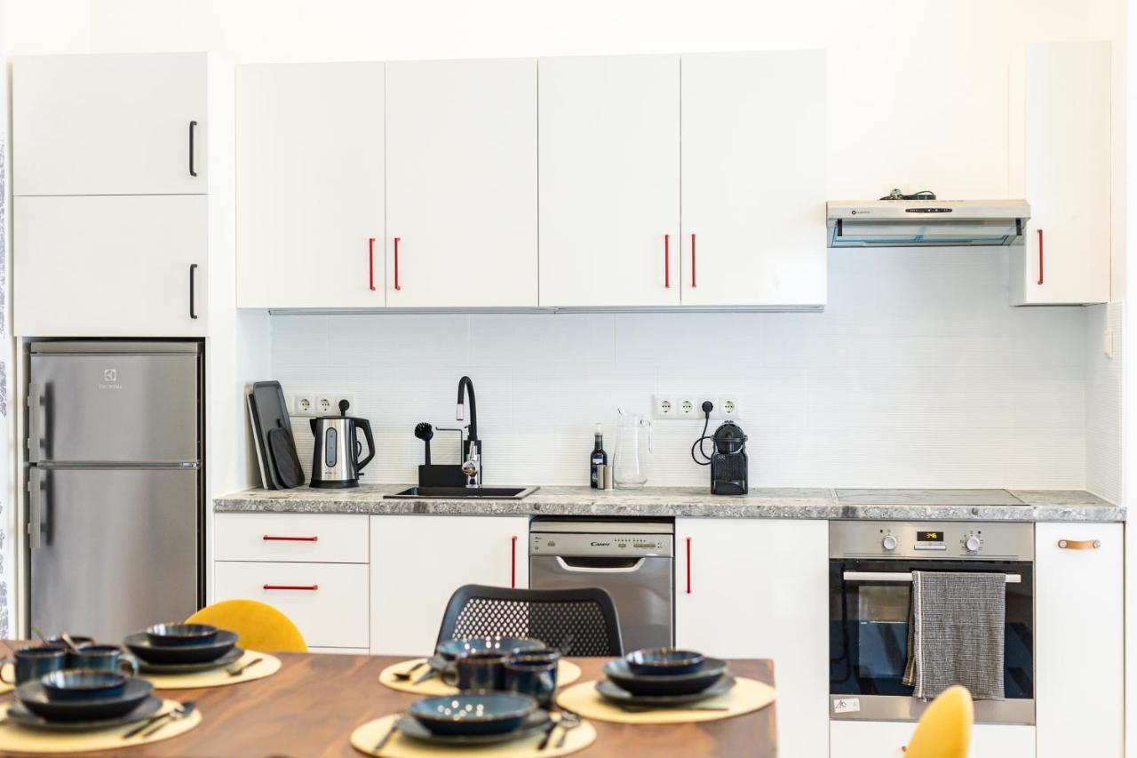 City Center Apartment With Balcony ブダペスト エクステリア 写真